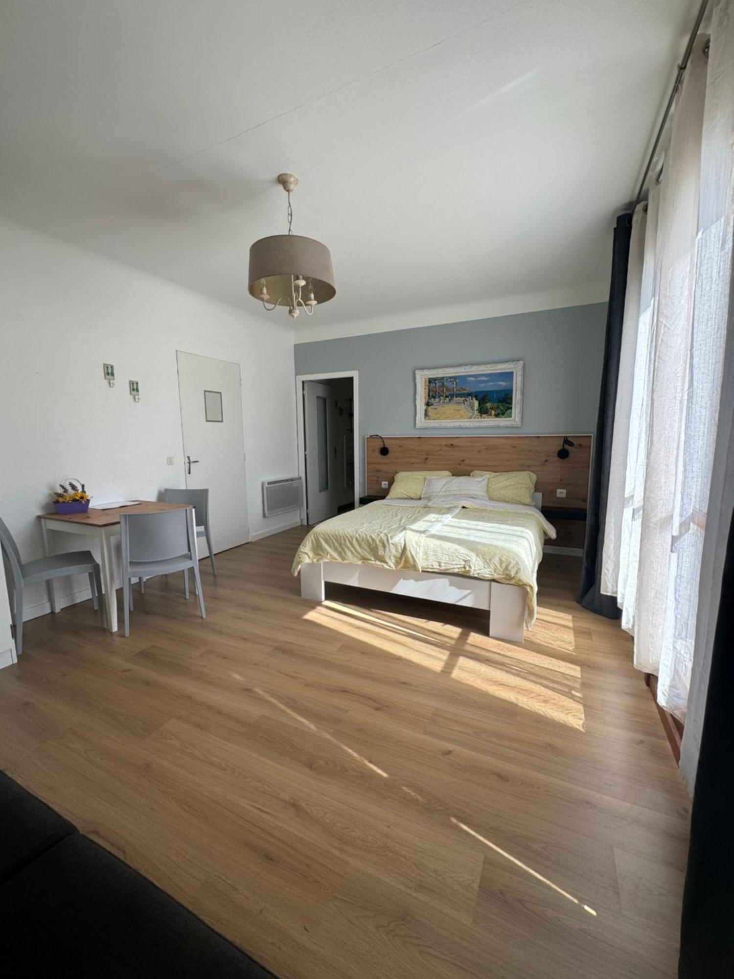 Bnb Castellane Chambre D'Hotes B&B Exterior foto
